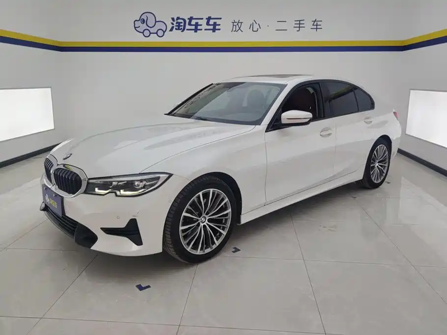 Photo 1 - BMW 3 Series