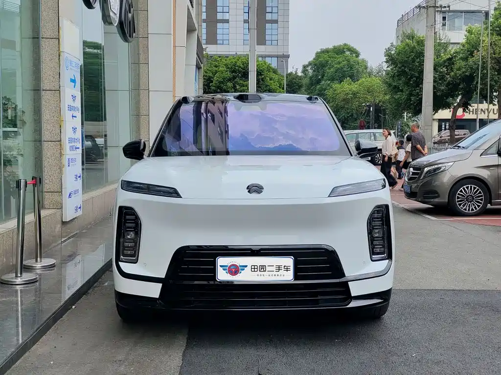 2026 NIO ES9