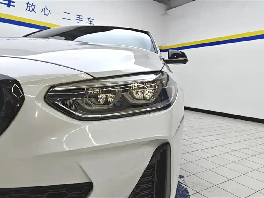 BMW 1 Series 2021 125i M Sport Black Night Edition фото 5