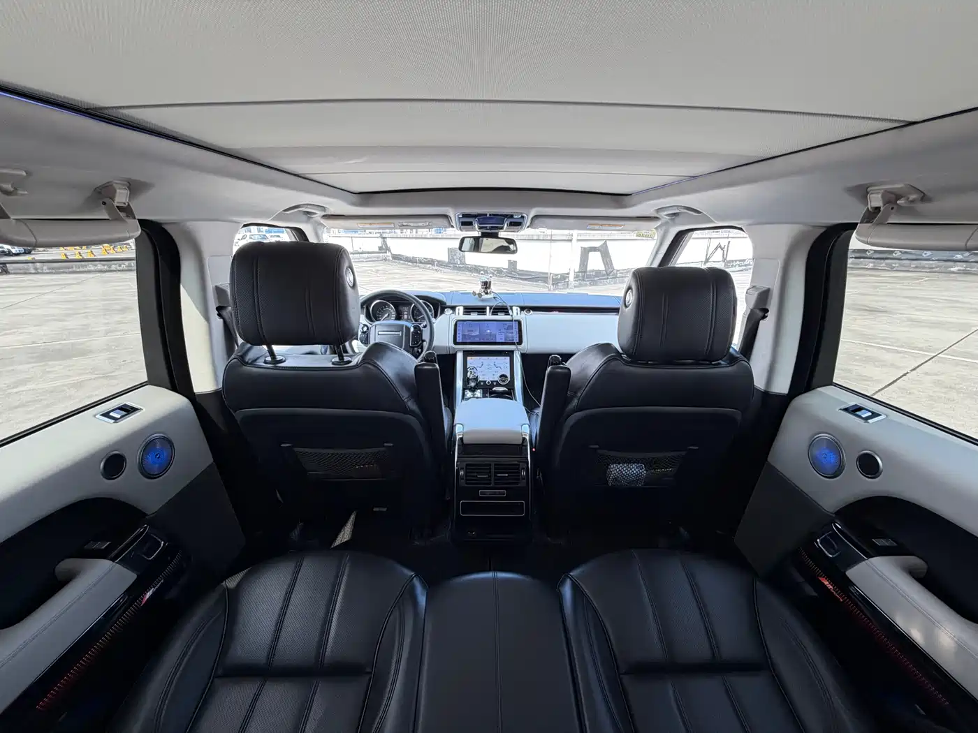 Land Rover Range Rover Sport 2015 3.0 SC V6 HSE фото 8