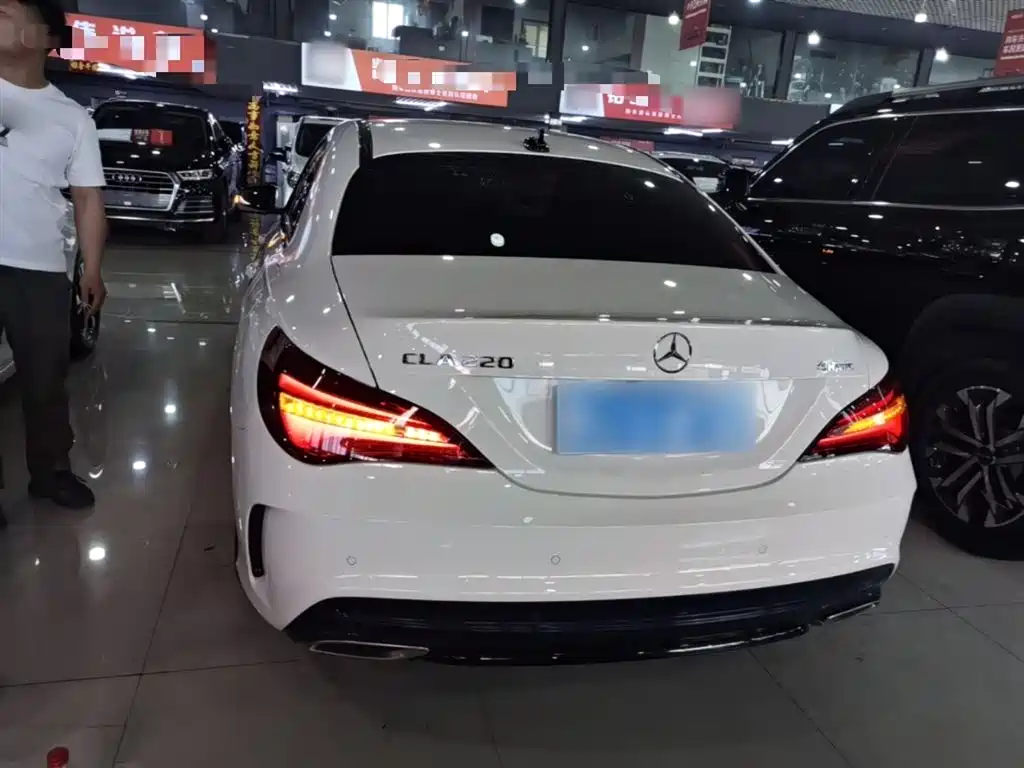 Mercedes-Benz CLA (Import) 2016 Facelift CLA 220 4MATIC фото 6