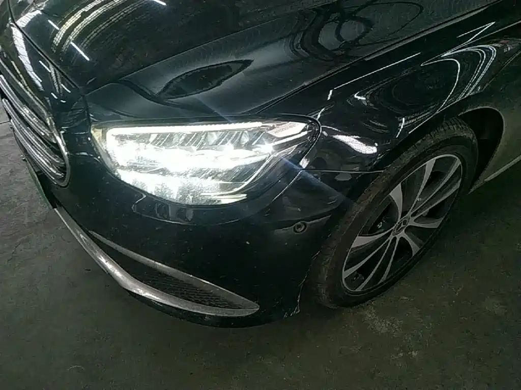 Mercedes-Benz E-Class New Energy 2022 Facelift III E 350 e L Plug-in Hybrid Sedan фото 23