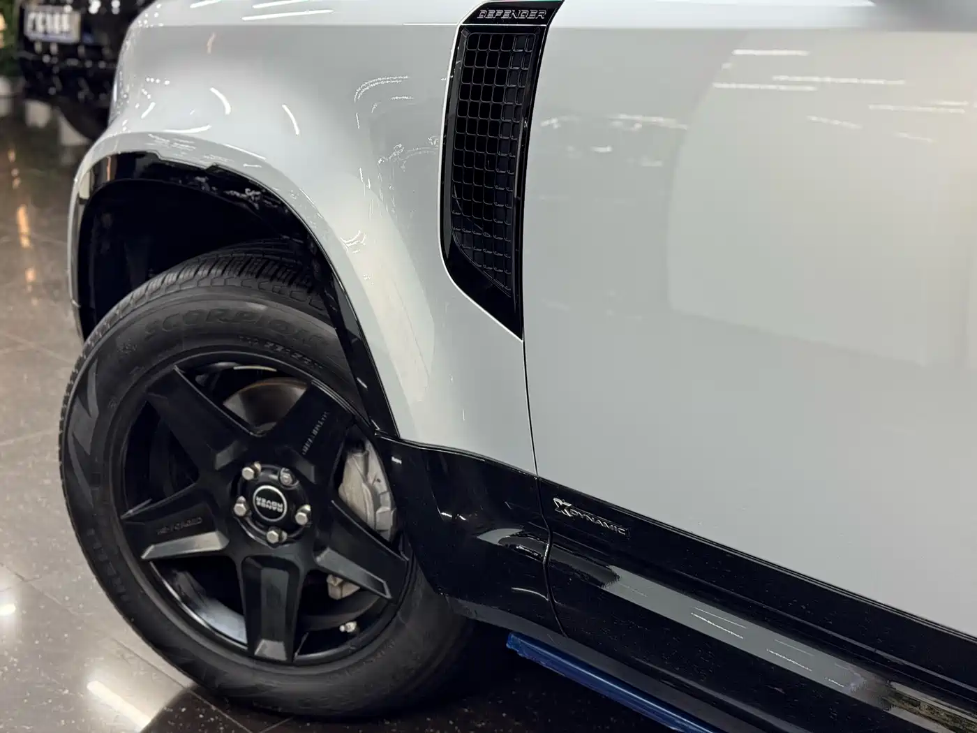 Land Rover Defender 2021 110 P400 X-DYNAMIC HSE фото 28
