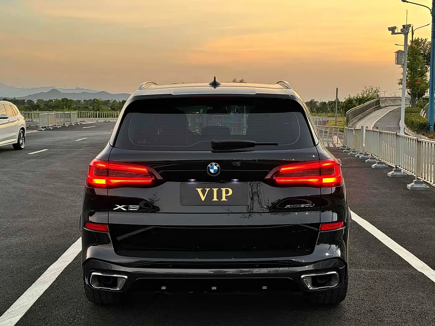 BMW X5 2022 xDrive 30Li M Sport Package фото 10
