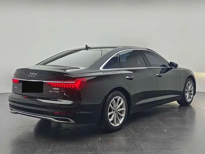 Audi A6L 2023 40 TFSI Luxury Elegance фото 10