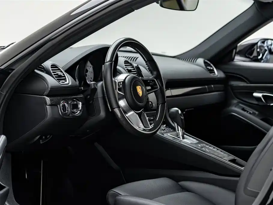 Porsche 718 2020 Cayman 2.0T фото 9