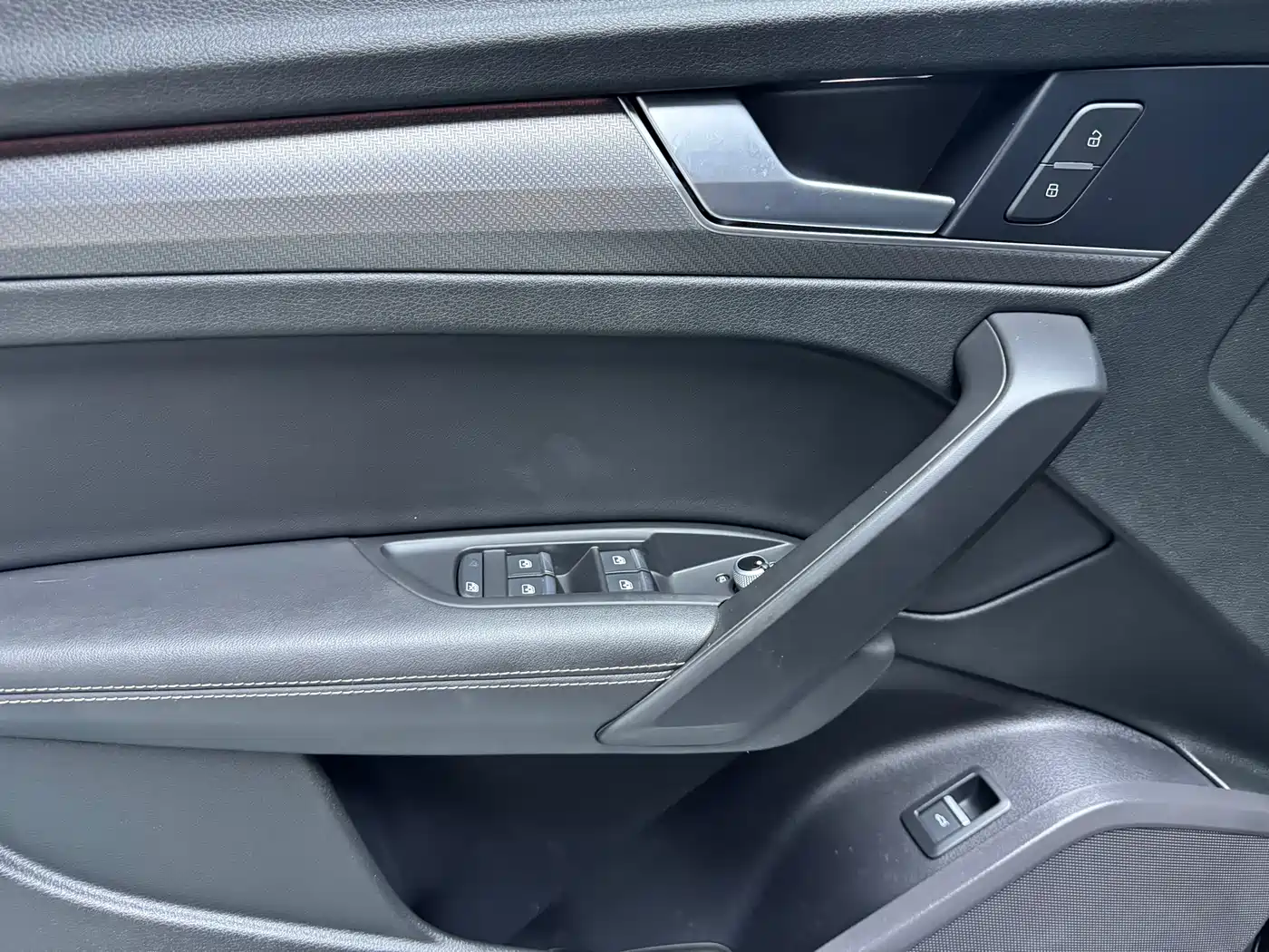 Audi Q5L 2022 40T Luxury Dynamic фото 13