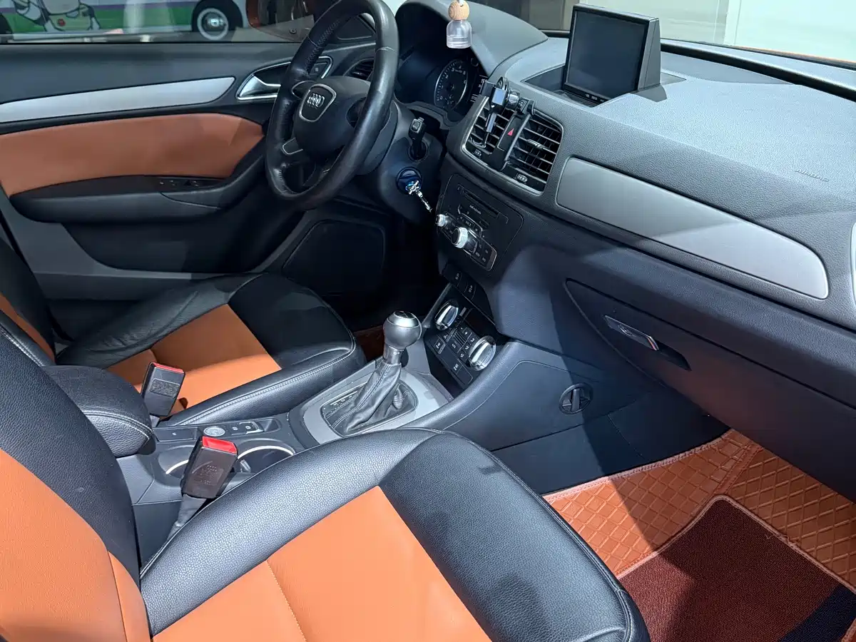 Audi Q3 2013 35 TFSI Progressive фото 9