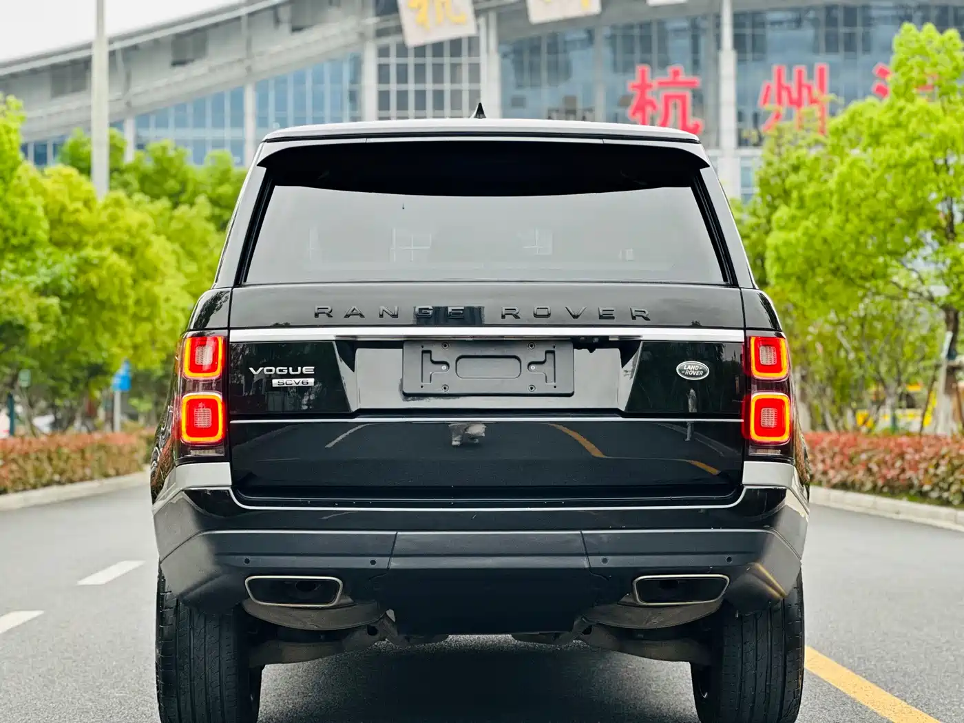Land Rover Range Rover 2019 3.0 SCV6 Heritage Edition фото 13