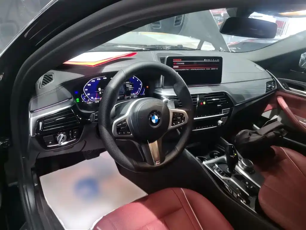 BMW 5-SERIES
