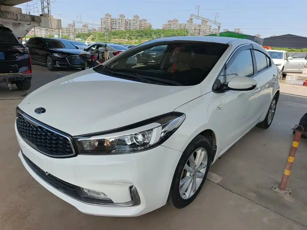 Kia K3 2016 1.6L Automatic GL фото 2