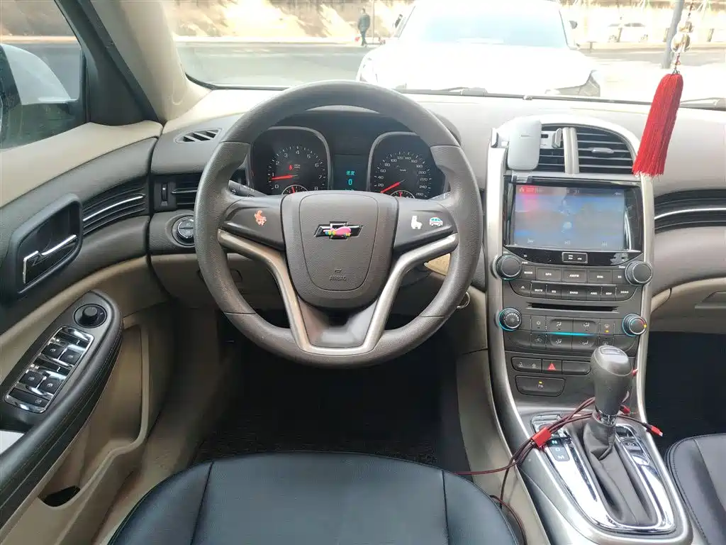 Chevrolet Malibu 2014 2.0L Automatic Comfort фото 3