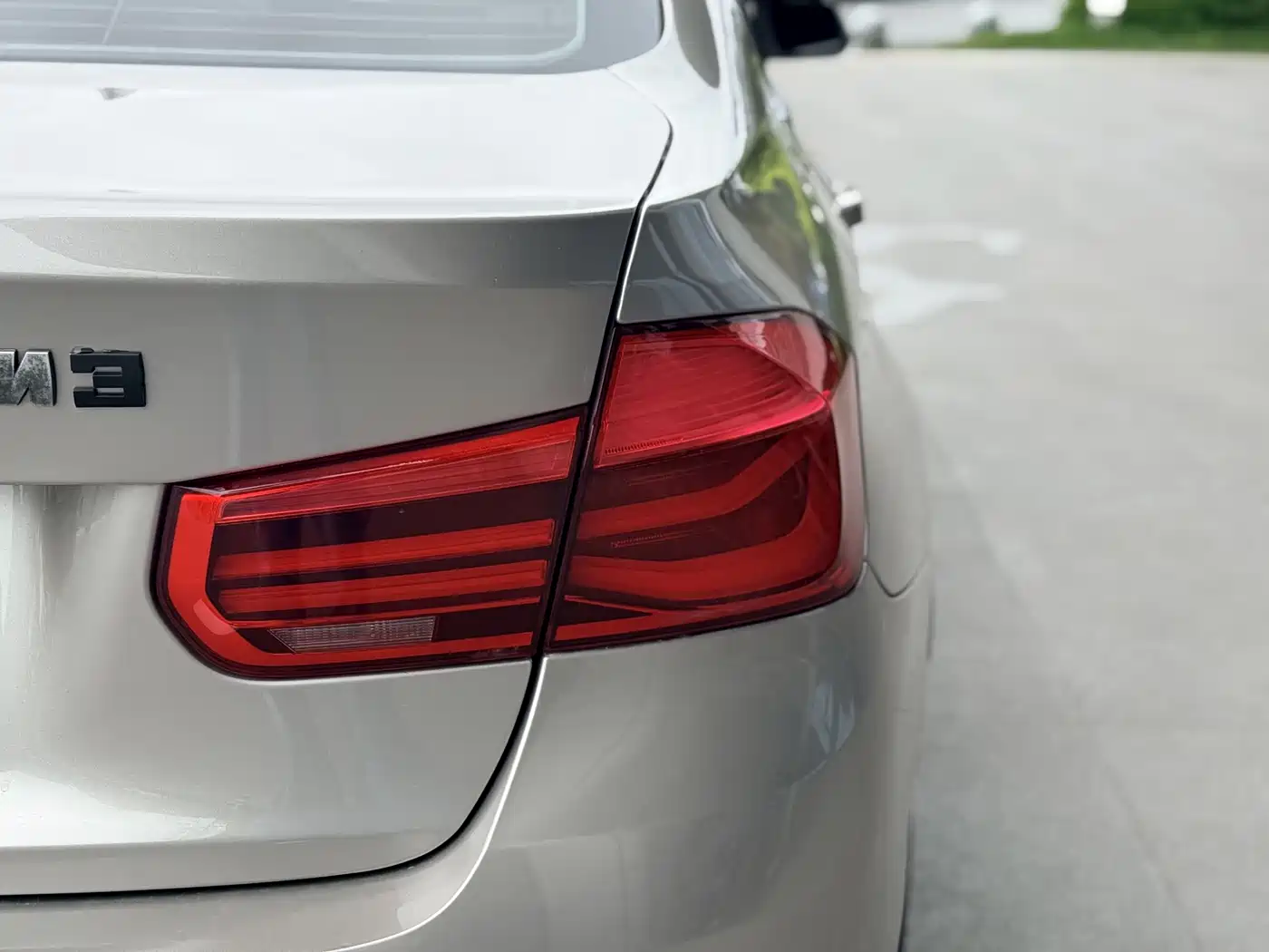 BMW 3 Series 2018 318Li фото 10