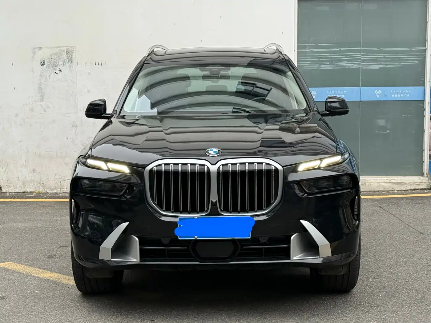 BMW X7 2023 xDrive40i Leading Luxury Package фото 11