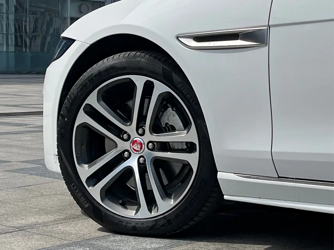 JAGUAR XEL