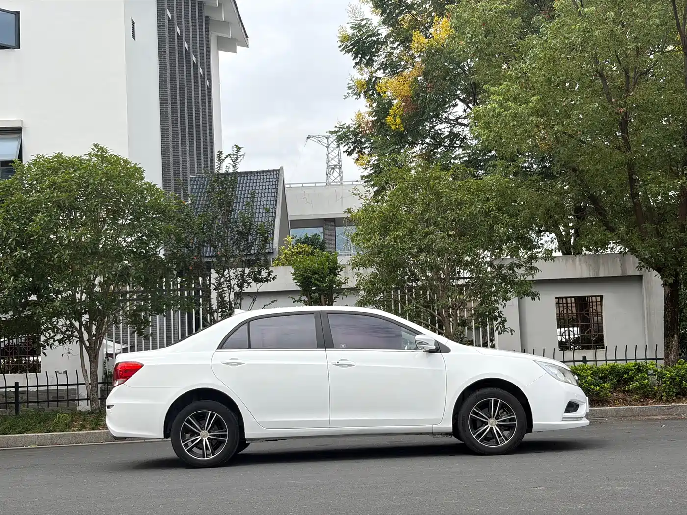 BYD Surui 2017 2016 1.5L Manual Elite