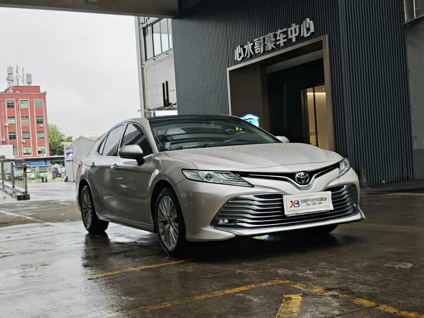 Toyota Camry 2019 Facelift 2.5G Luxury Edition фото 2