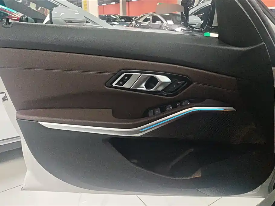 BMW i3 2024 eDrive 35 L фото 7