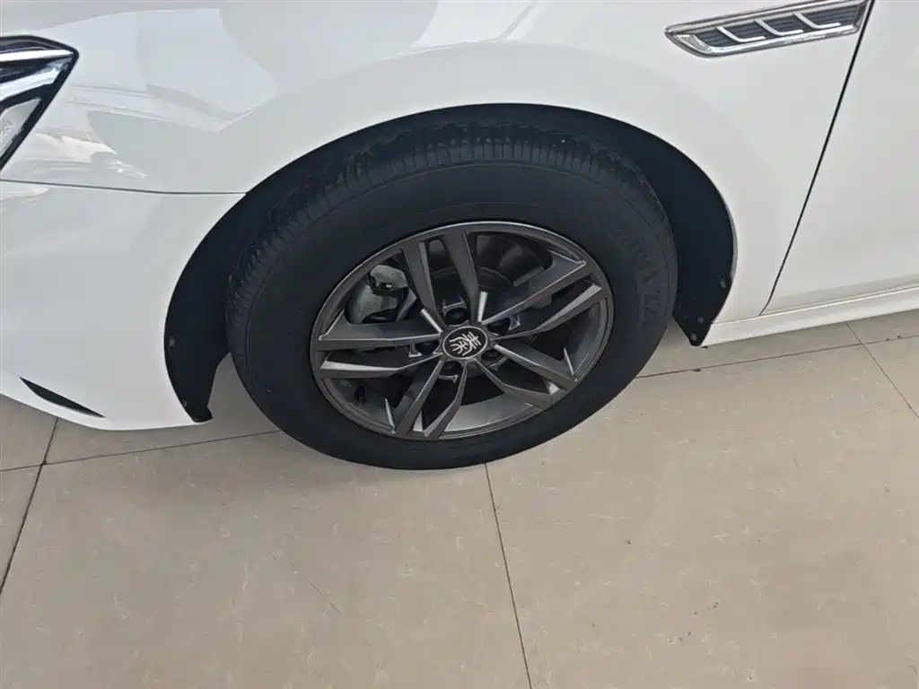 BYD Qin Pro 2020 Surpass Edition 1.5TI Manual Luxury фото 23