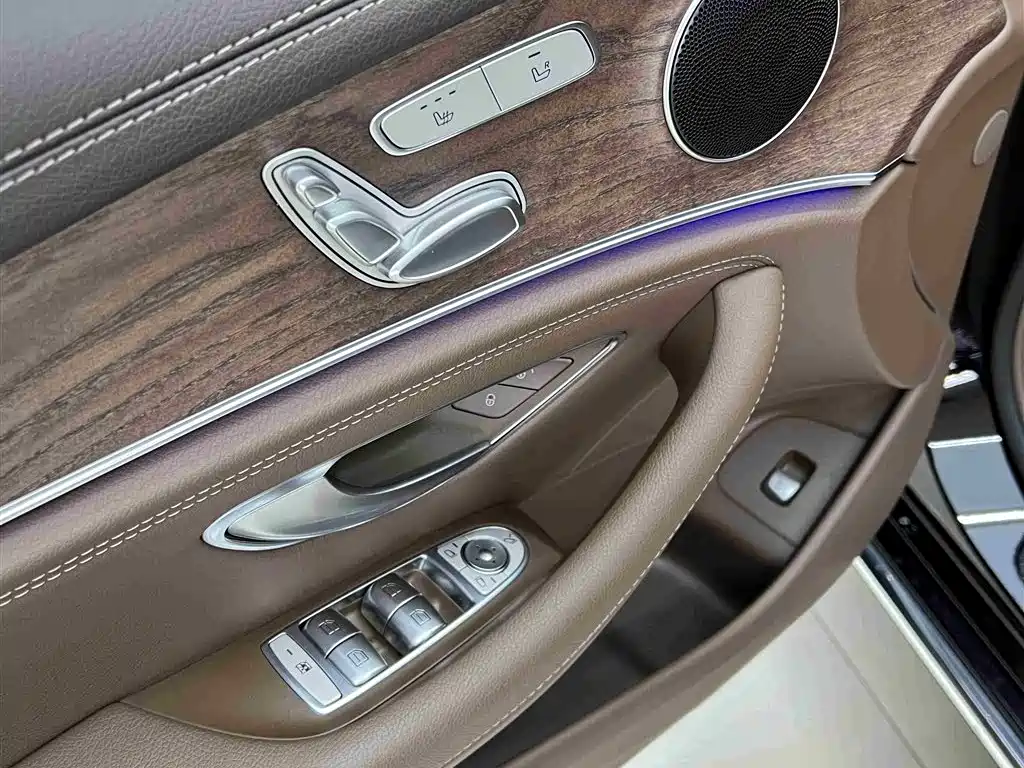 Mercedes-Benz E-Class 2022 Model Facelift II E 260 L 4MATIC фото 13