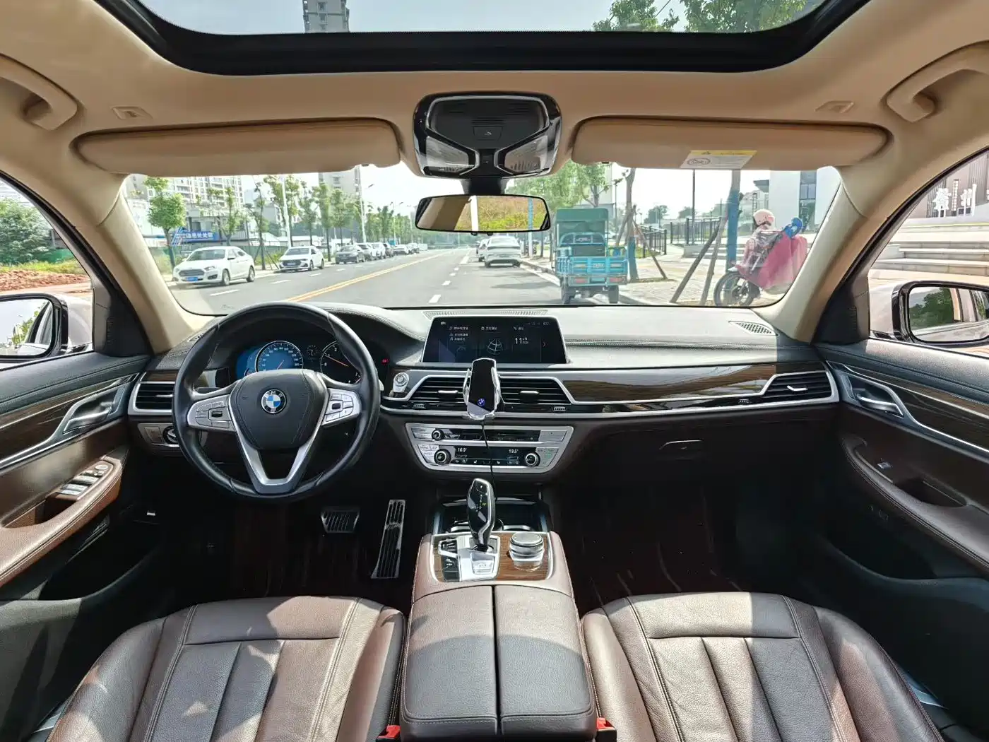 BMW 7 Series 2018 730Li Leading Type Excellence Package фото 6