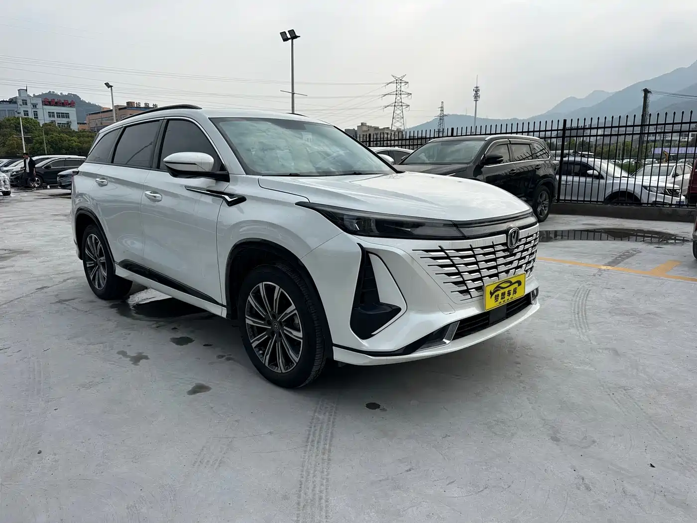 CHANG'AN CS75PLUS