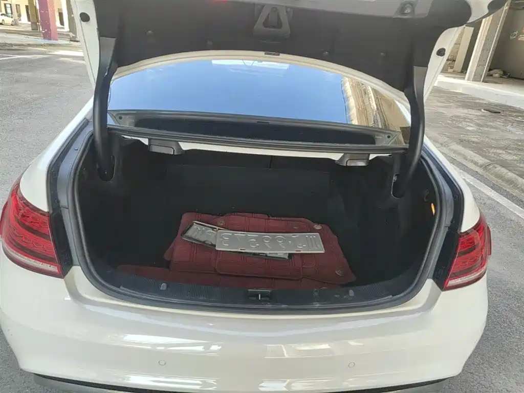 Mercedes-Benz E-Class (Import) 2014 E 200 Coupe фото 19