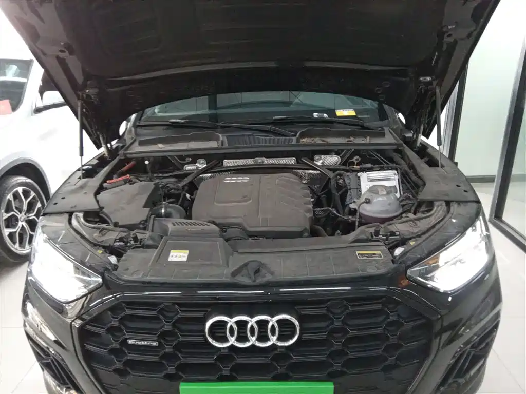 Audi Q5L 2024 Model 40 TFSI Fashion Dynamic фото 16
