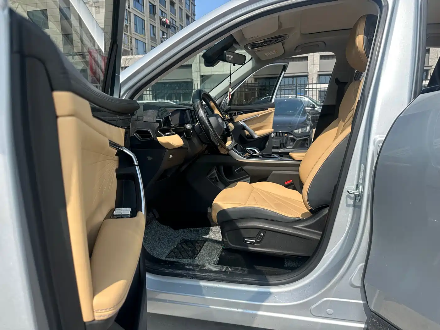 GEELY AUTOMOBILE BOYUE L