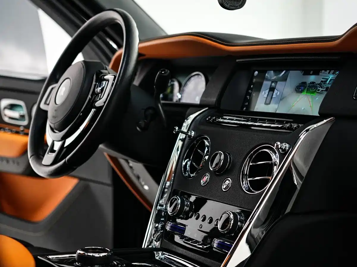 Rolls-Royce Cullinan 2018 5-Seater Version фото 14