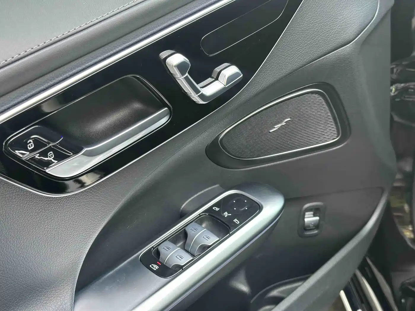 Mercedes-Benz C-Class 2022 Facelift C 260 L фото 20