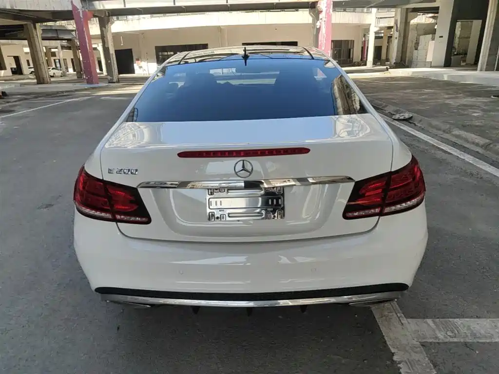 Mercedes-Benz E-Class (Import) 2014 E 200 Coupe фото 6