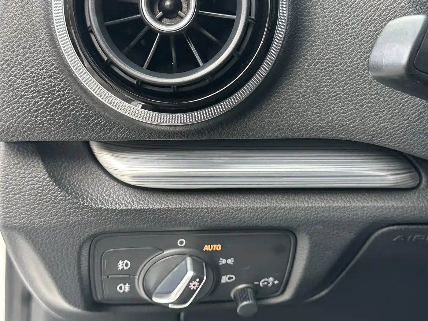 Audi A3 (Import) 2015 Cabriolet 40 TFSI фото 24