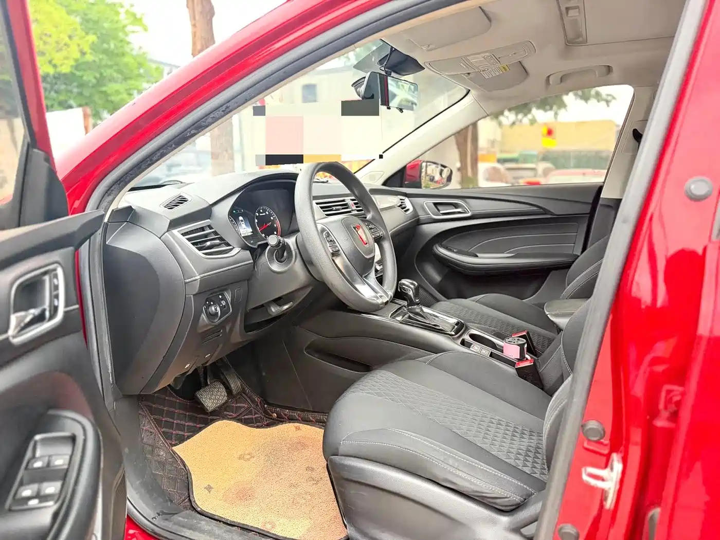 Roewe i5 2019 2019 1.5L Auto 4G-Connected Langyue Edition
