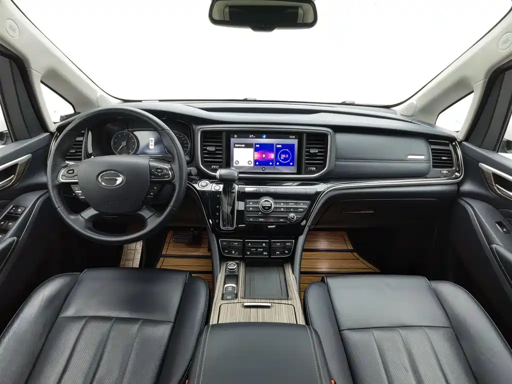 GAC Trumpchi Trumpchi M8 2020 Pilot 390T Ultimate Edition фото 5