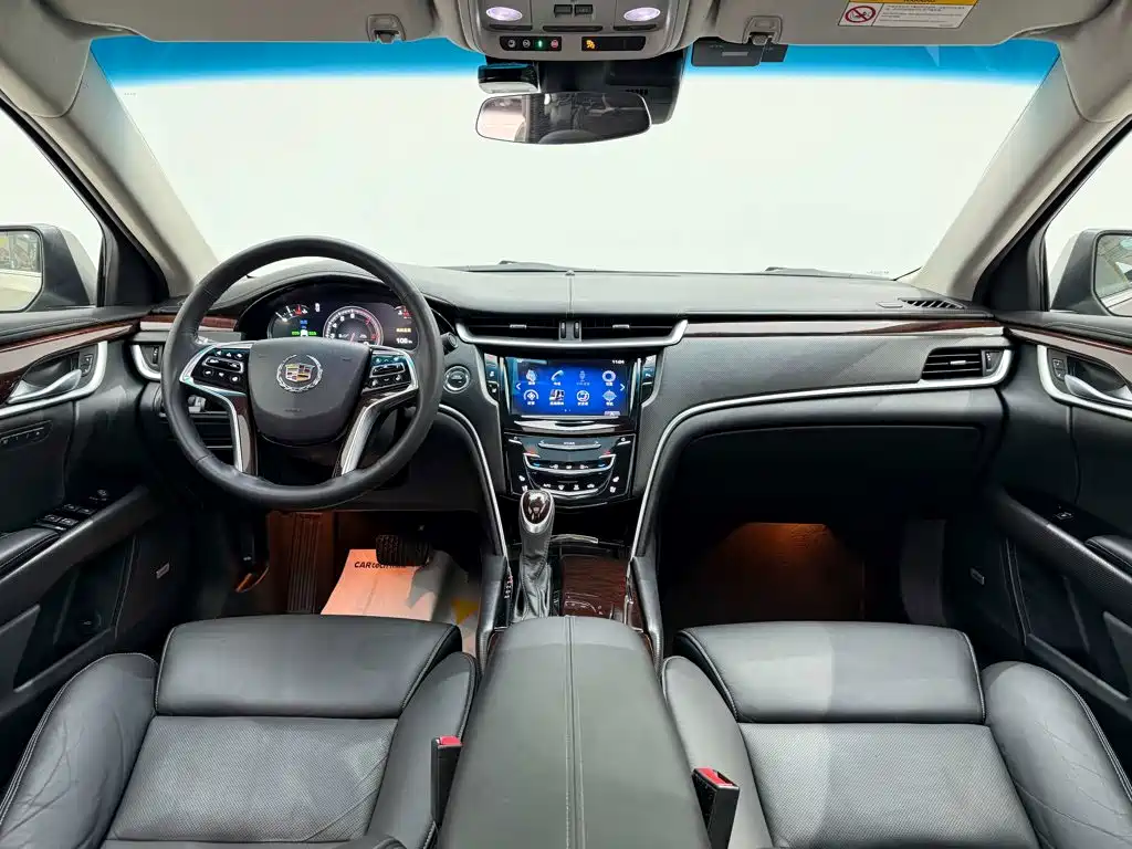 صورة 13 - Cadillac XTS