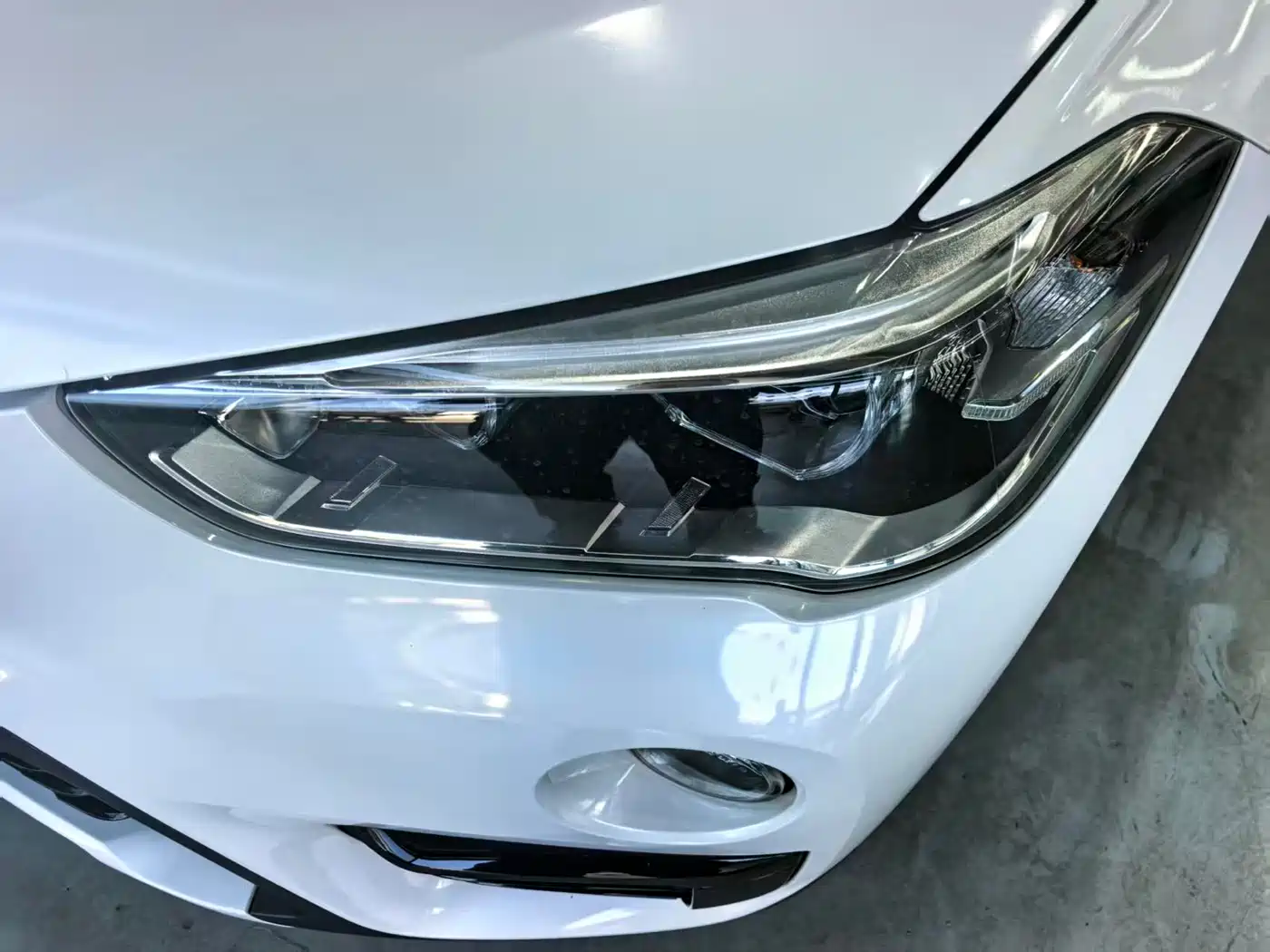 BMW X1 2018 xDrive20Li Premium Model фото 3