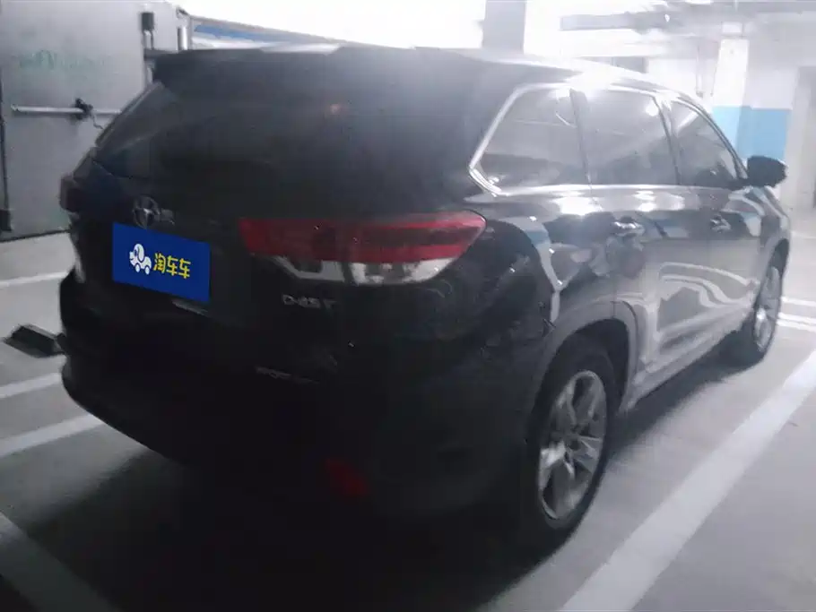 Toyota Highlander 2021 2.0T AWD Luxury 7-Seater фото 3