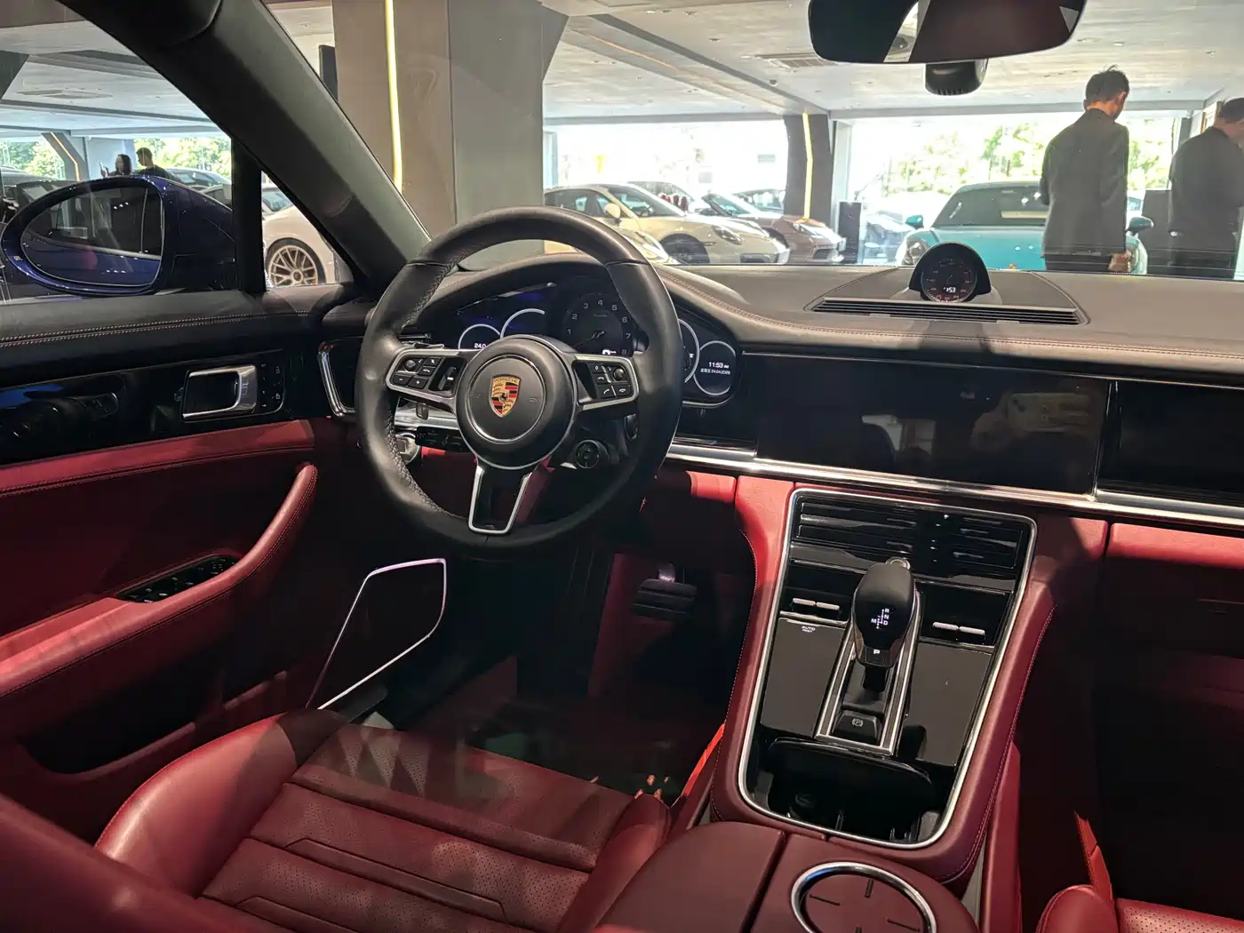 Porsche Panamera 2019 Panamera Executive Long Wheelbase 2.9T фото 15