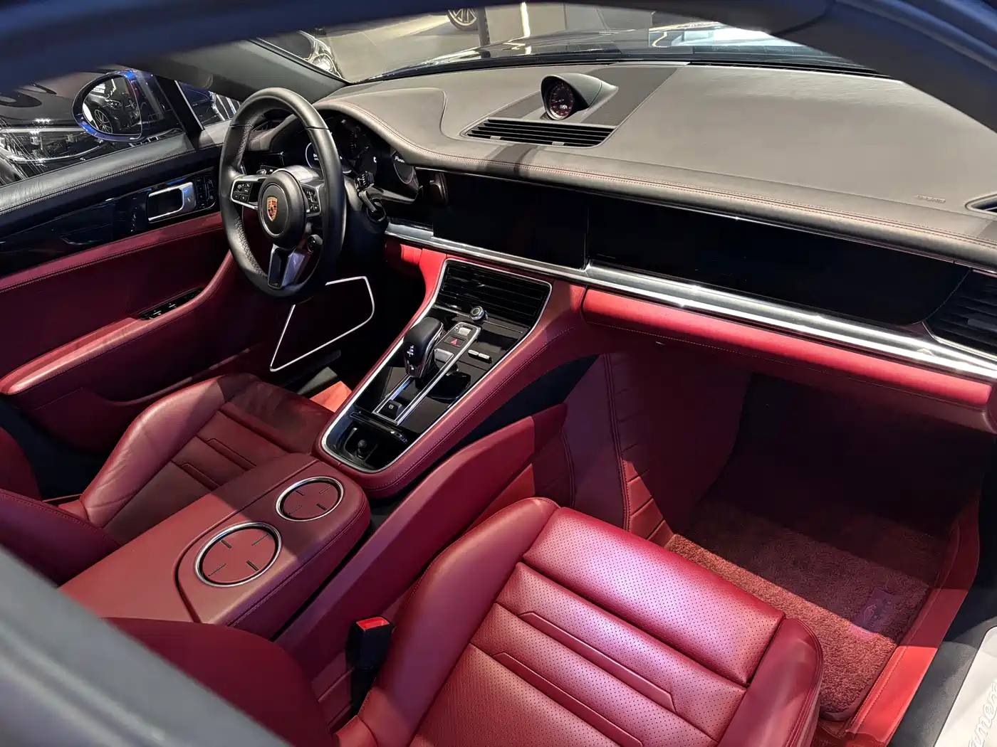 Porsche Panamera 2019 Panamera Executive Long Wheelbase 2.9T фото 20