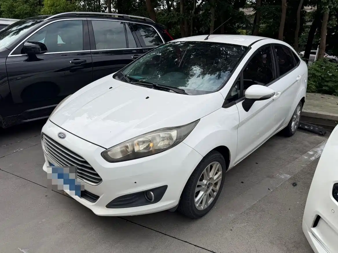 Ford Fiesta 2015 2013 Sedan 1.5L Automatic Fashion