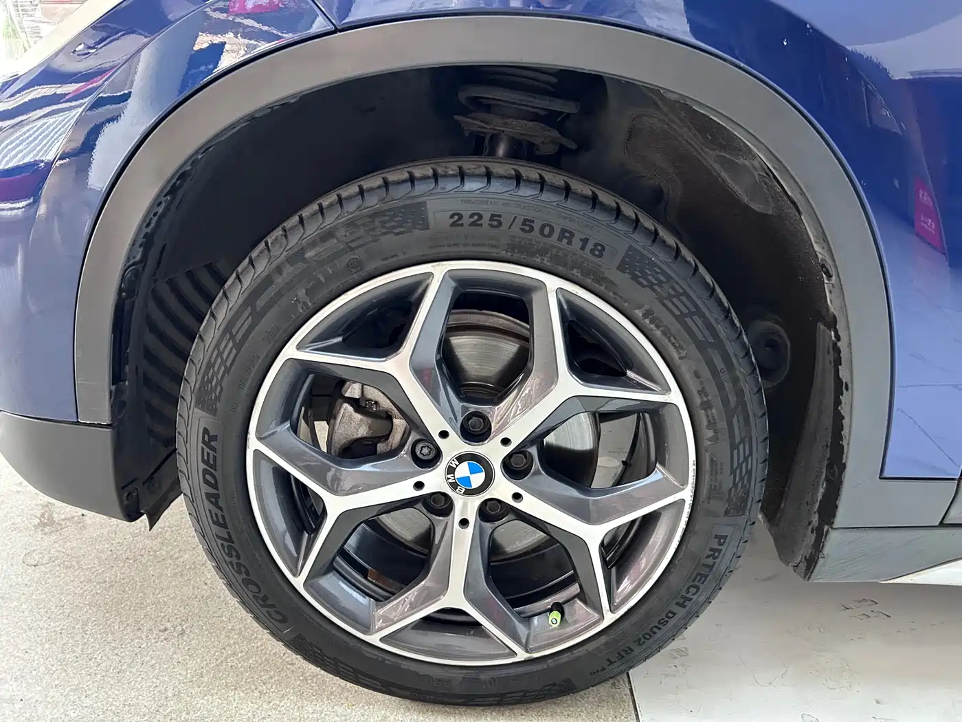BMW X1 2018 sDrive18Li Premium Model фото 29