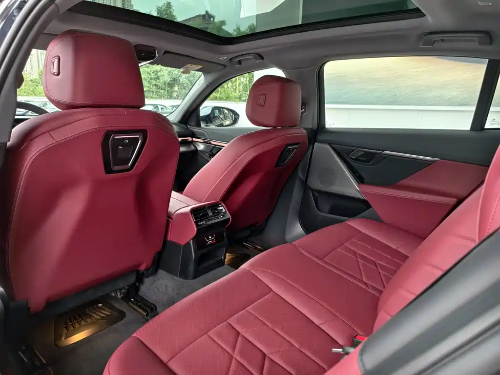 BMW i5 2026 2025 eDrive 35L M Sport Package