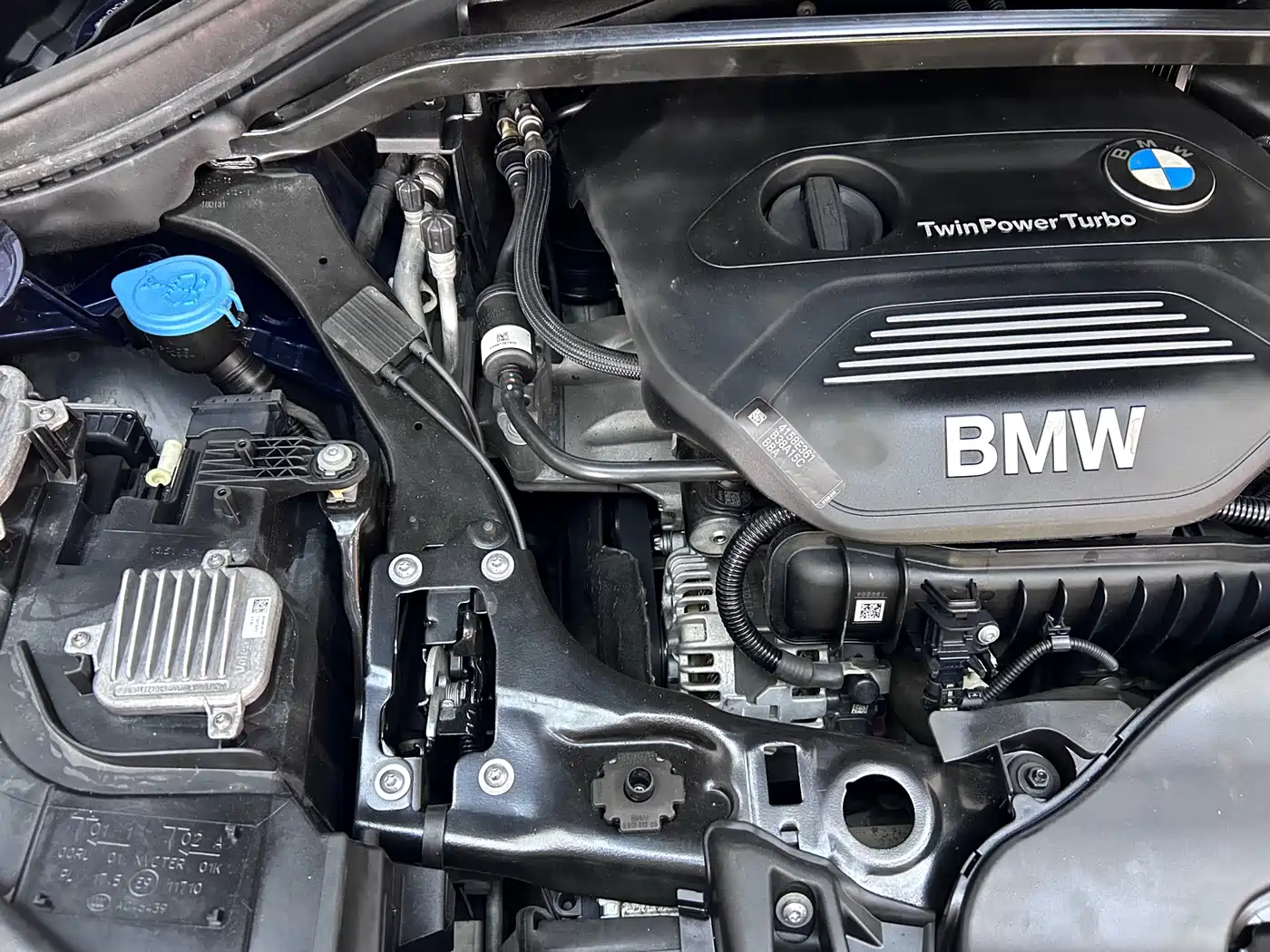 BMW X1 2018 sDrive18Li Premium Model фото 26