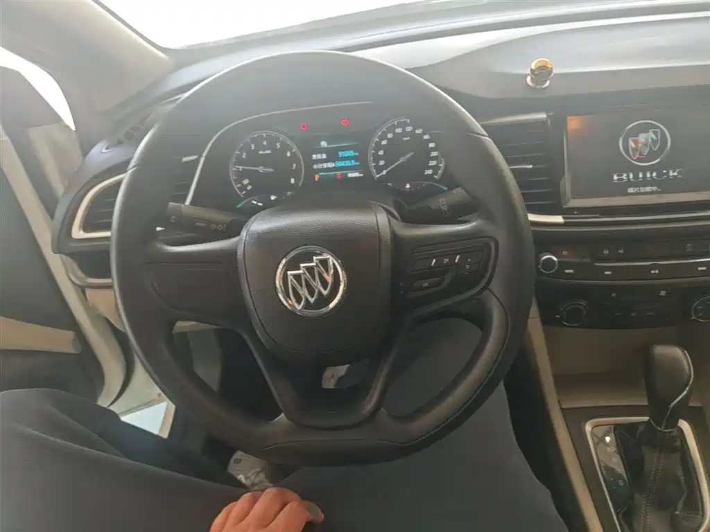 Buick Excelle 2015 15N Automatic Elite фото 11