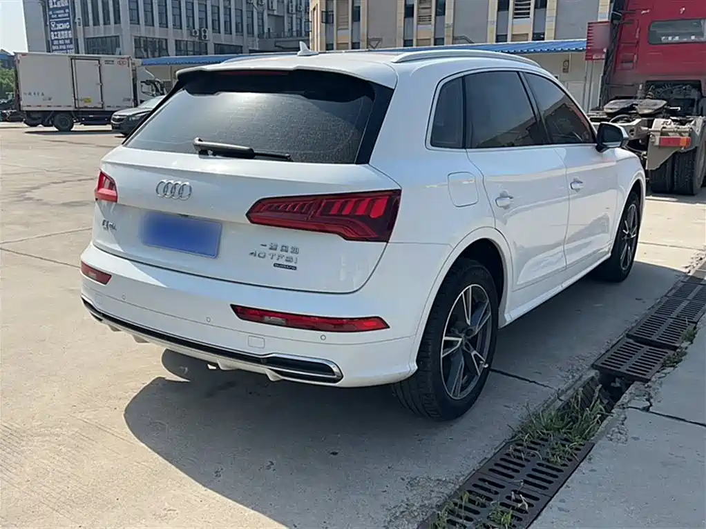 Audi Q5L 2020 40 TFSI Prestige Fashion фото 5