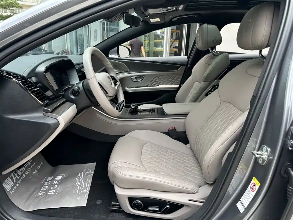 BYD Han 2024 Model DM-i Glory Edition 121KM Premium Type фото 14
