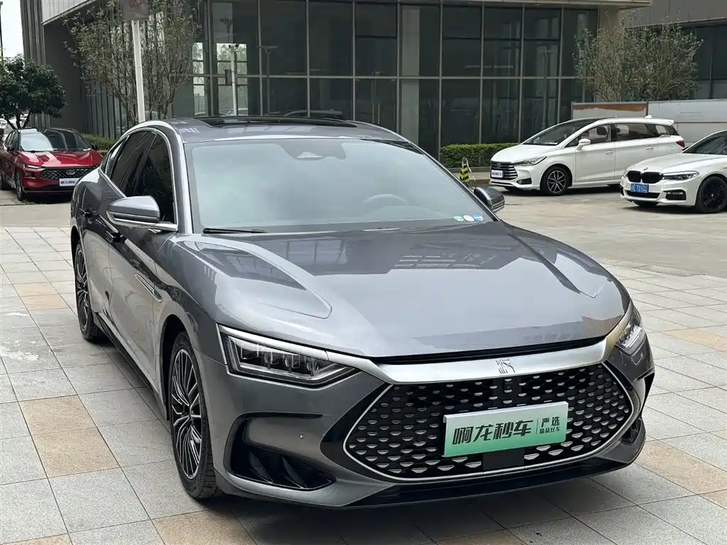 BYD Han 2024 Model DM-i Glory Edition 121KM Premium Type фото 4
