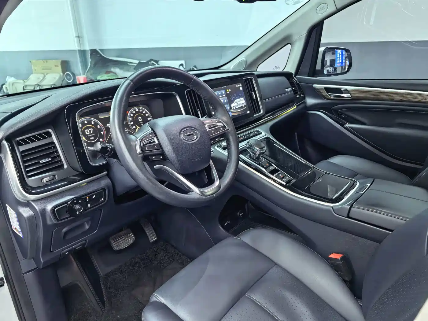 GAC Trumpchi Trumpchi M8 2023 Master Series 390T Ultimate Edition фото 5