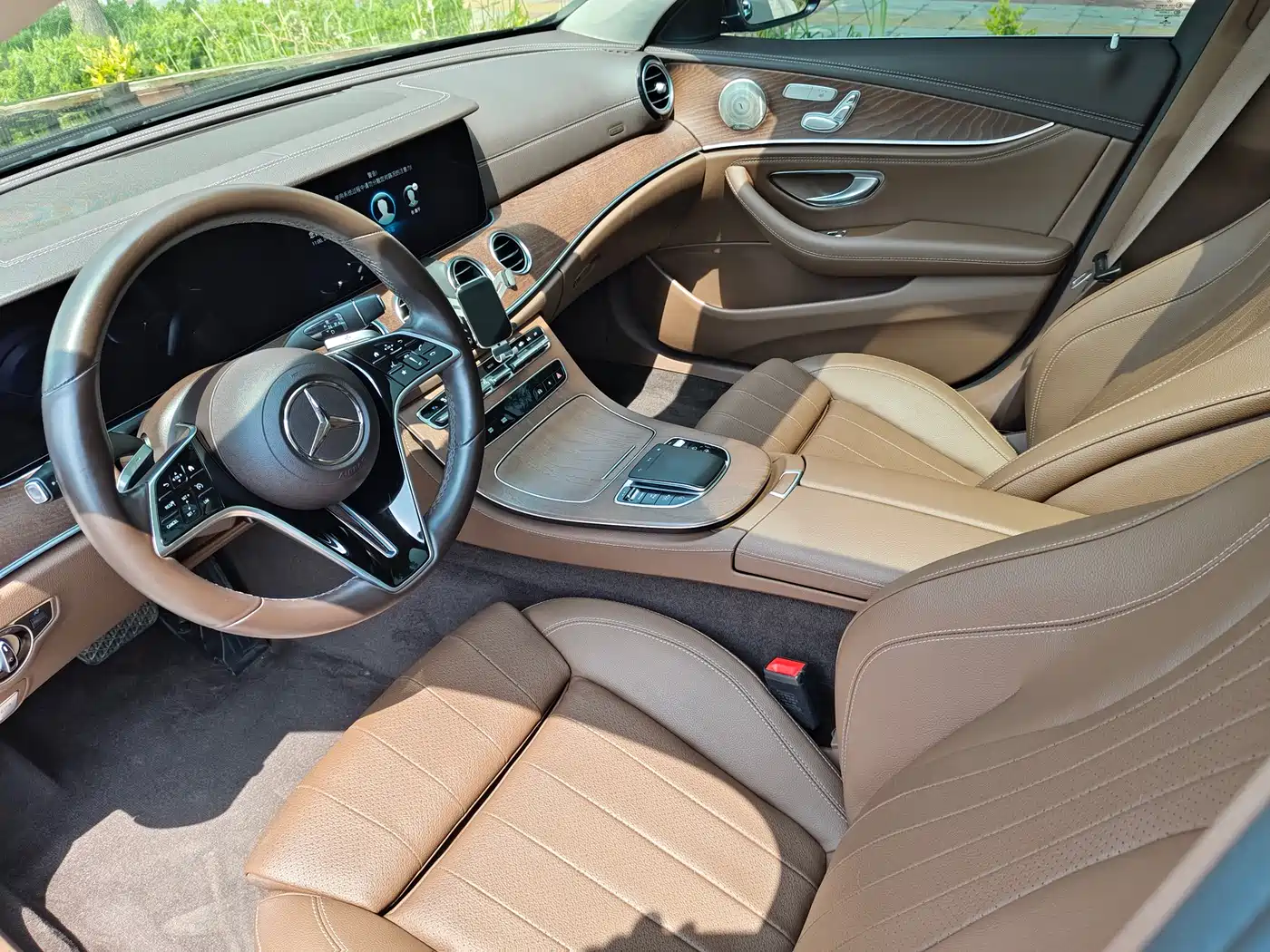 Mercedes-Benz E-Class 2022 Second Facelift E 300 L Luxury фото 23